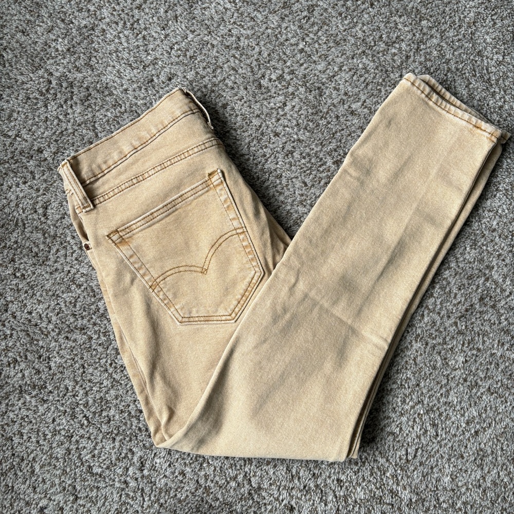 Men’s Levi Khaki Jeans